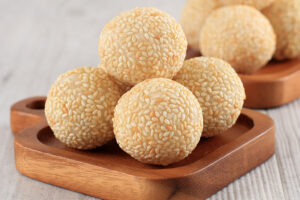 20 Kue Tradisional Khas Indonesia yang Menggugah Selera